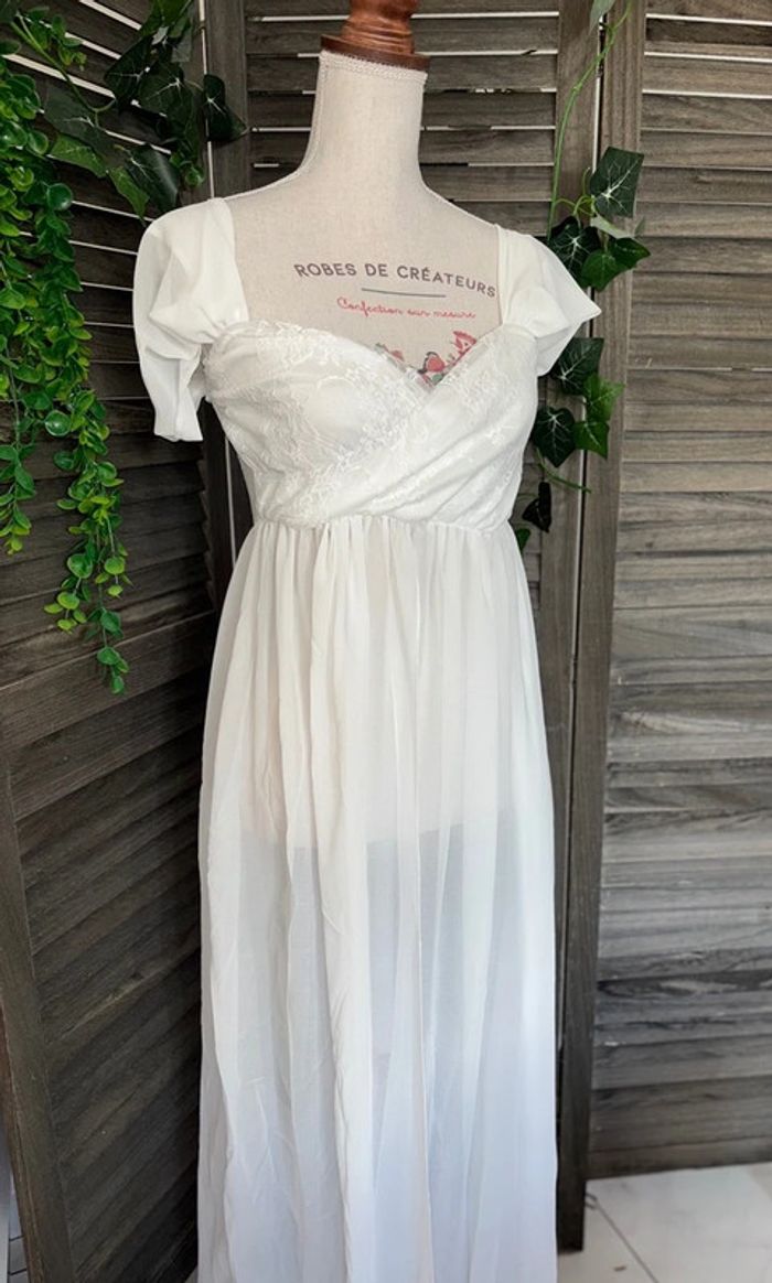 Robe de cocktail sans marque blanc taille M