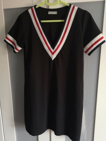 Robe droite col V