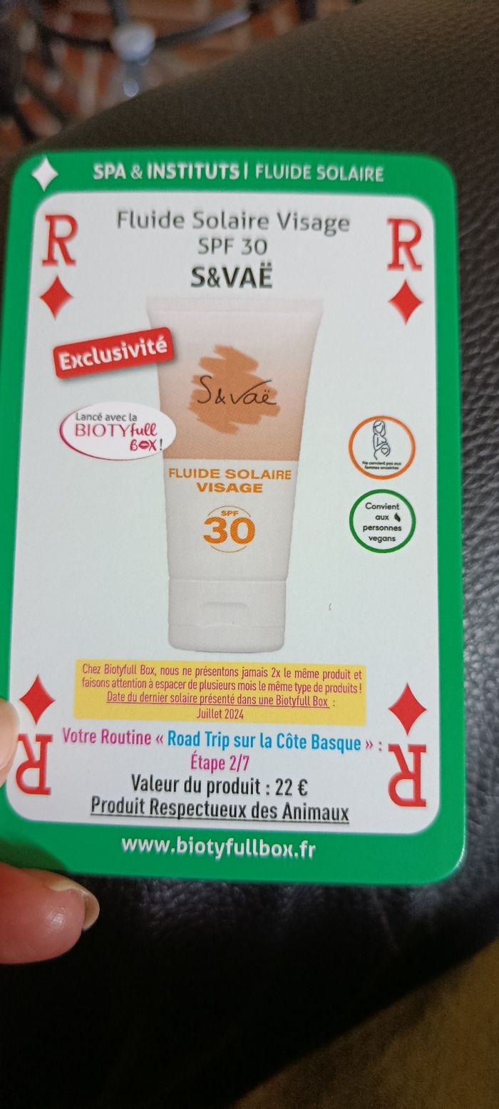Fluide solaire neuf Bonjour je vends se fluide solaire visage,si intéressé contact messagerie , envoie en shop2shop Chronopost ou mondial Relay, merci. - photo numéro 3