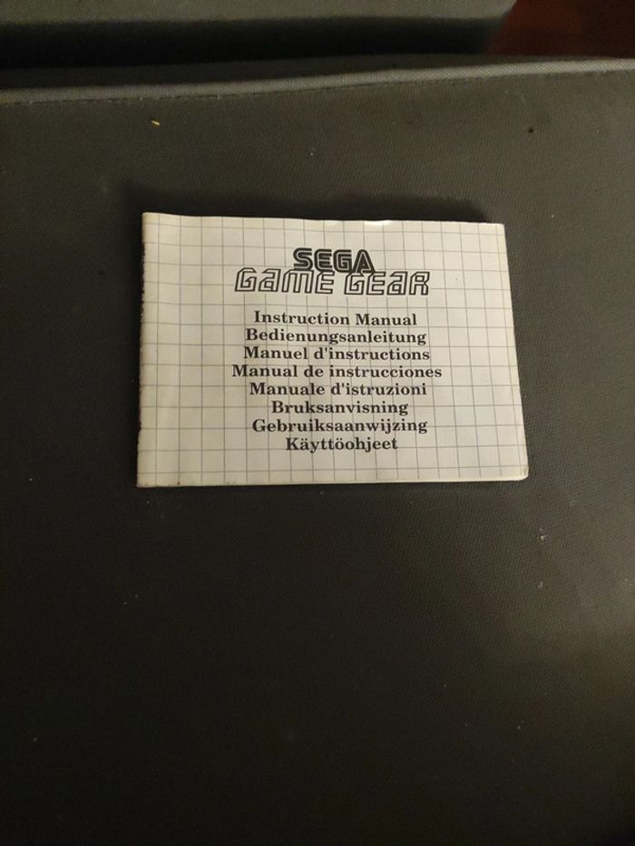 Notice Sega game gear