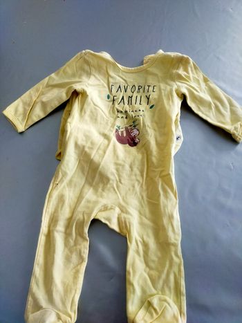 Pyjama bébé jaune 6-9 mois