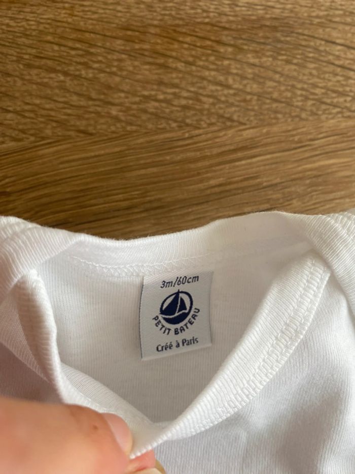 Bodies blancs sans manches petit bateau 3 mois - photo numéro 7