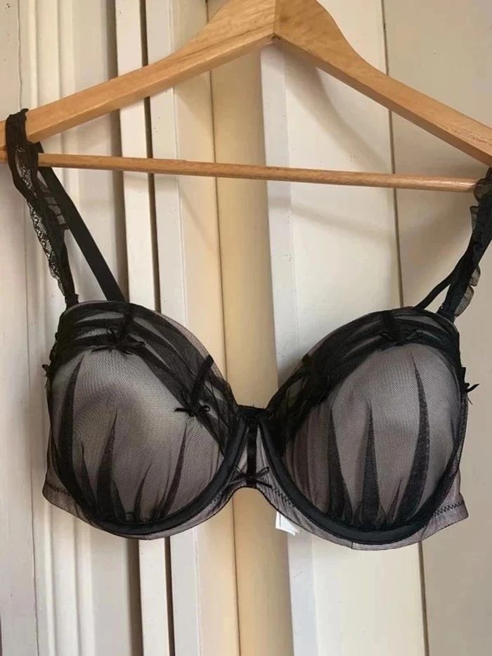 Soutien-gorge Chantelle 90D