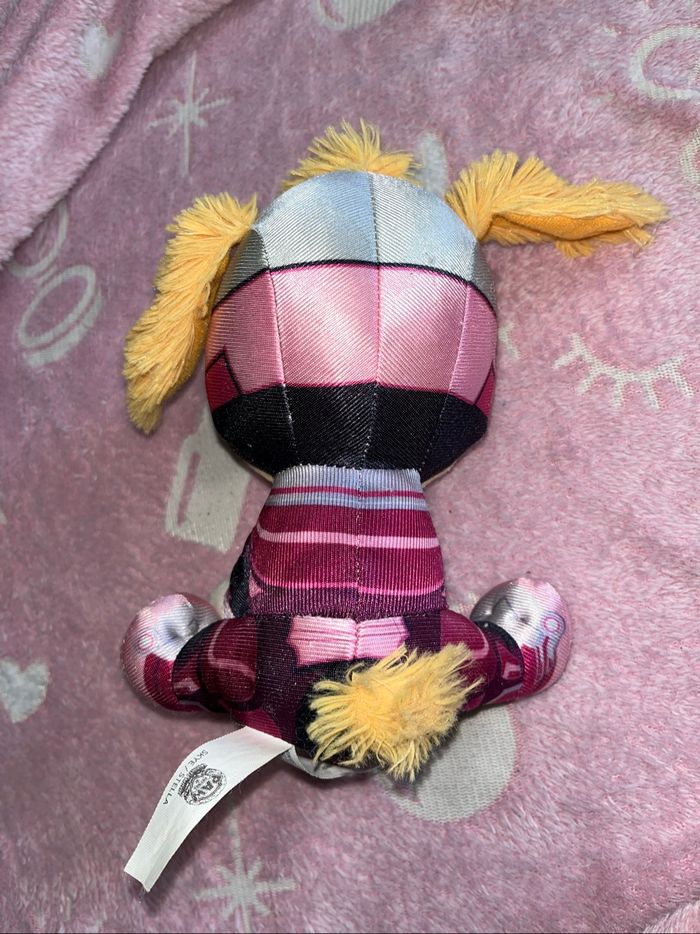 Peluche Stella super pat patrouille - photo numéro 2