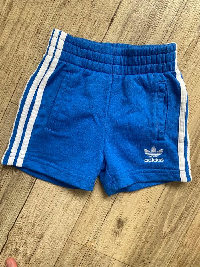 Short adidas 3/6 mois bébé garçon