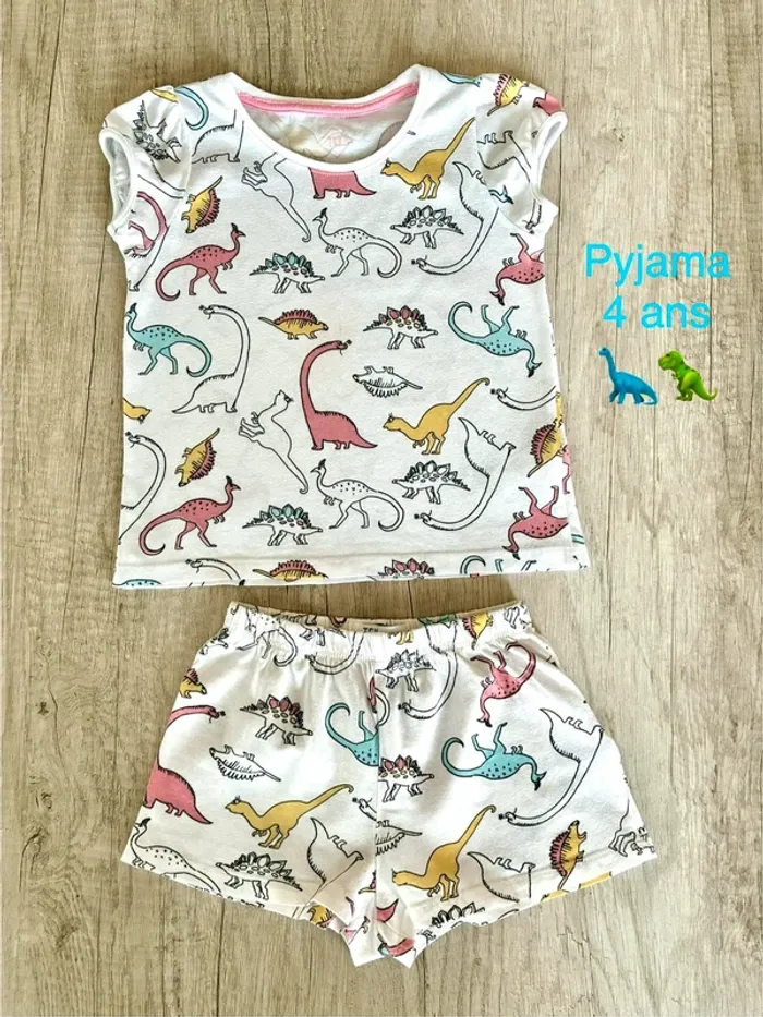 Pyjama dinosaure 4 ans