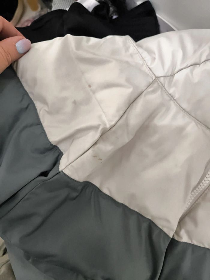 Doudoune Nike taille L 147-158 - photo numéro 6