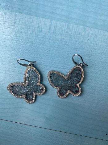 Boucles d’oreilles argentées papillons strass