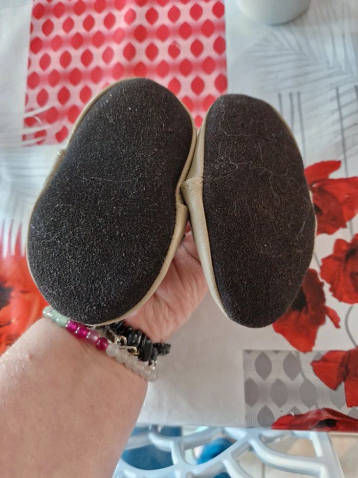 Chaussons en cuir 0/6 mois - photo numéro 2