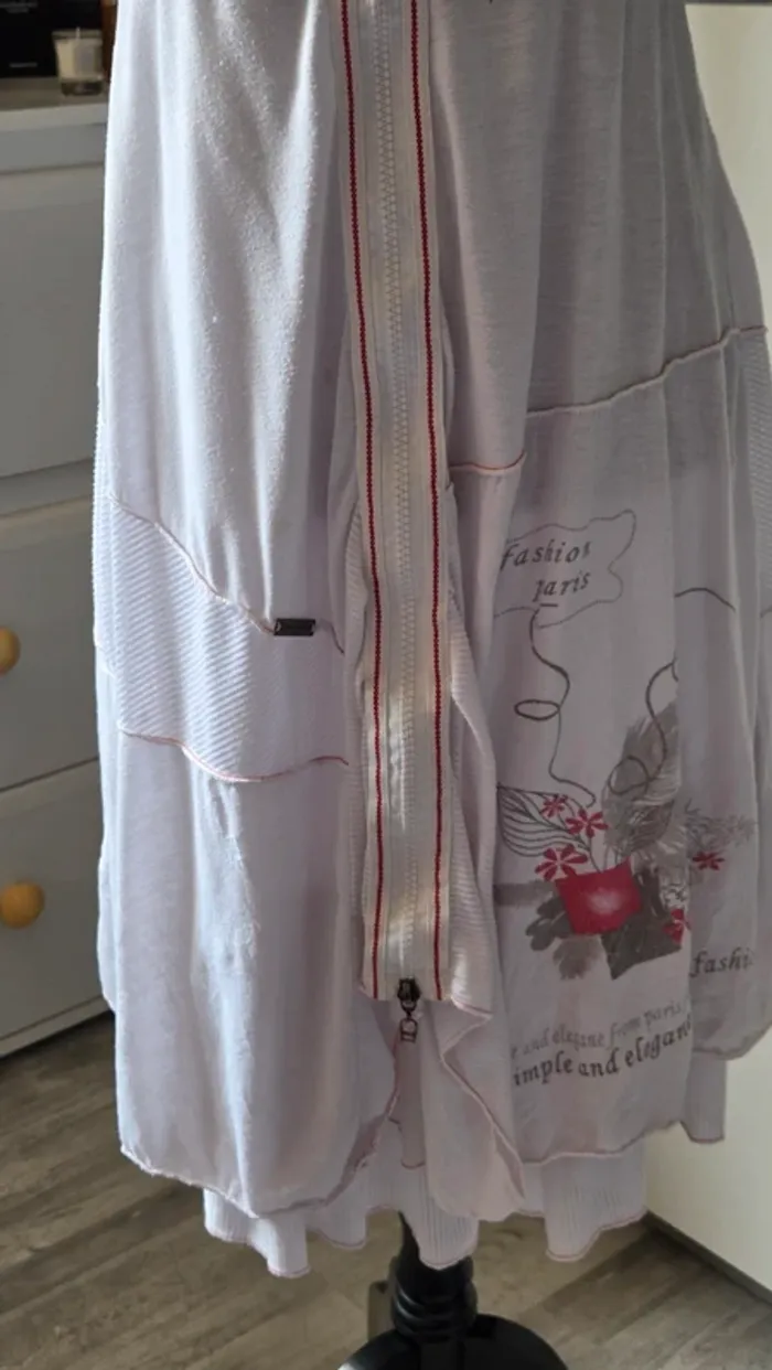 Robe Blanche Imprimé de chez C' fait pour vous en 38 /40 Taille 2 - photo numéro 3