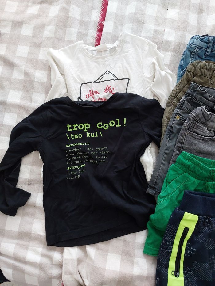 Lot 3/4 ans - photo numéro 2