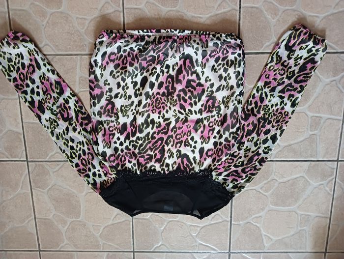 Très beau haut épaule et bras transparent. - photo numéro 4