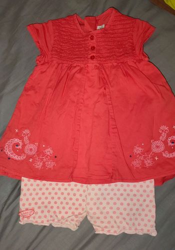 Combishort avec robe par-dessus