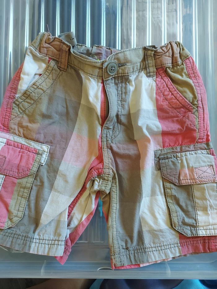 Short 3 ans