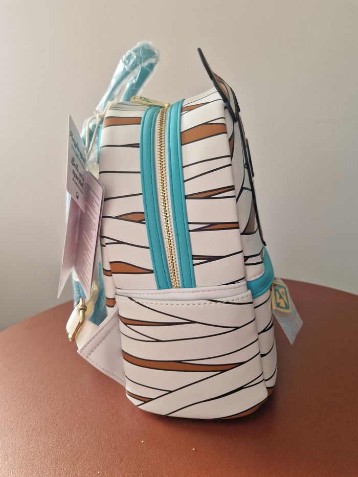 Sac à dos Loungefly Scooby doo glow in the dark - photo numéro 4