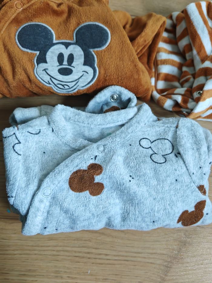 Lots Pyjama 1 mois - photo numéro 2