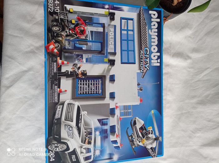 Playmobil 9372 poste de police et vehiculed - photo numéro 2