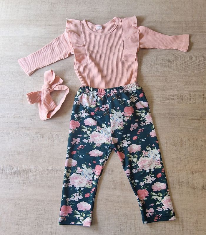 Jolie petite tenue 18 mois