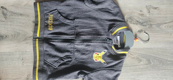 Petite veste pokemon