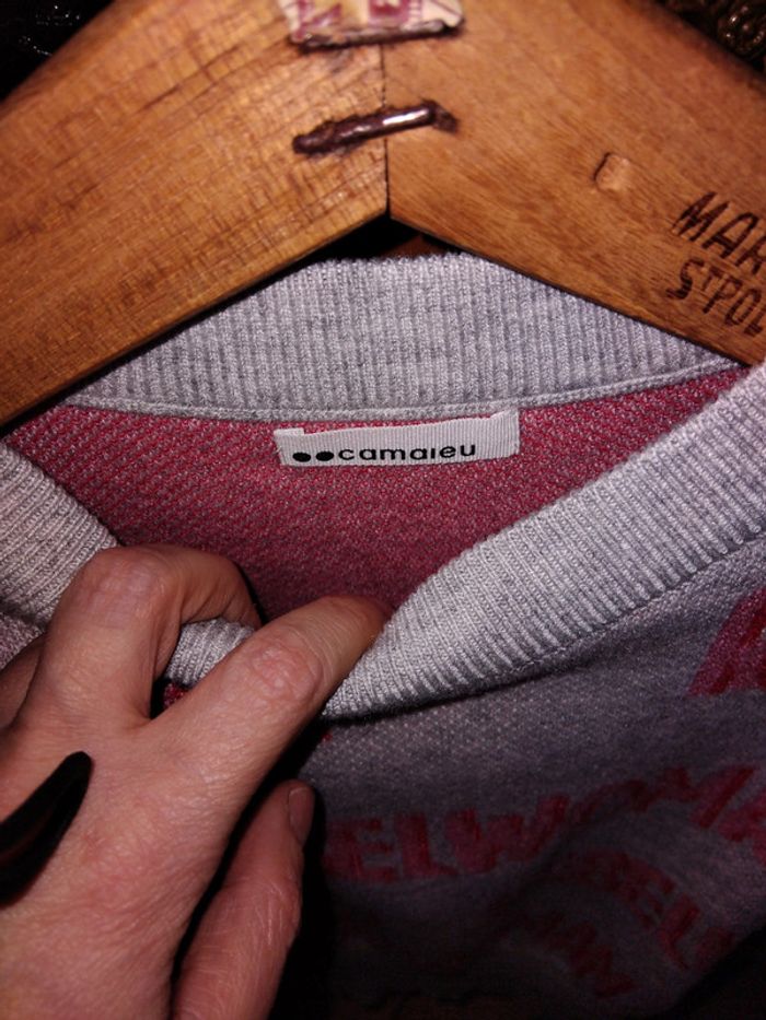 Pull inscription "rebelwoman" - photo numéro 2