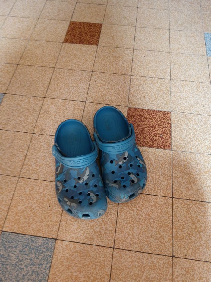 Crocs 29-30 - photo numéro 3