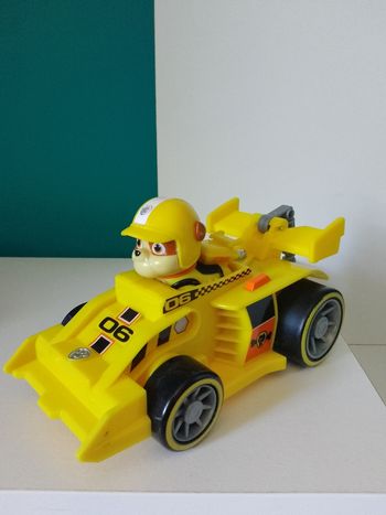 Voiture de course Ruben