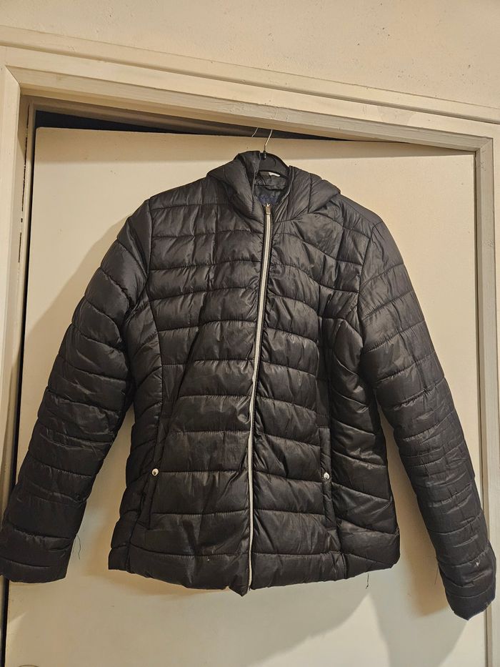 Manteau  style doudoune à capuche