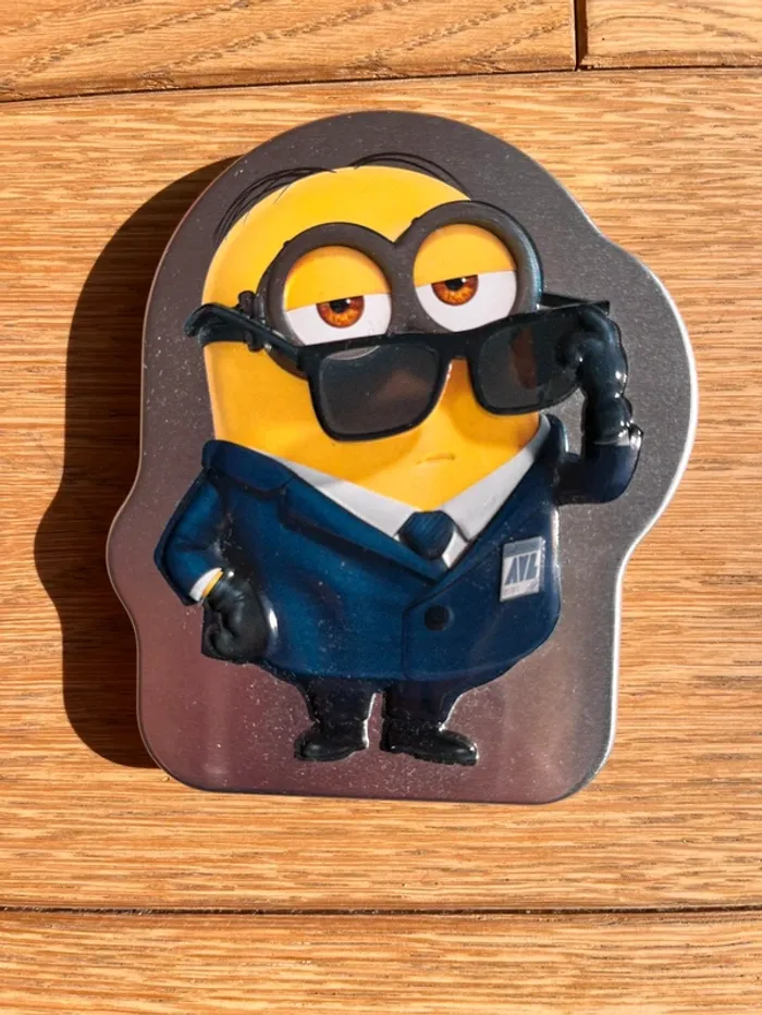 Boîte collection McDo Les minions