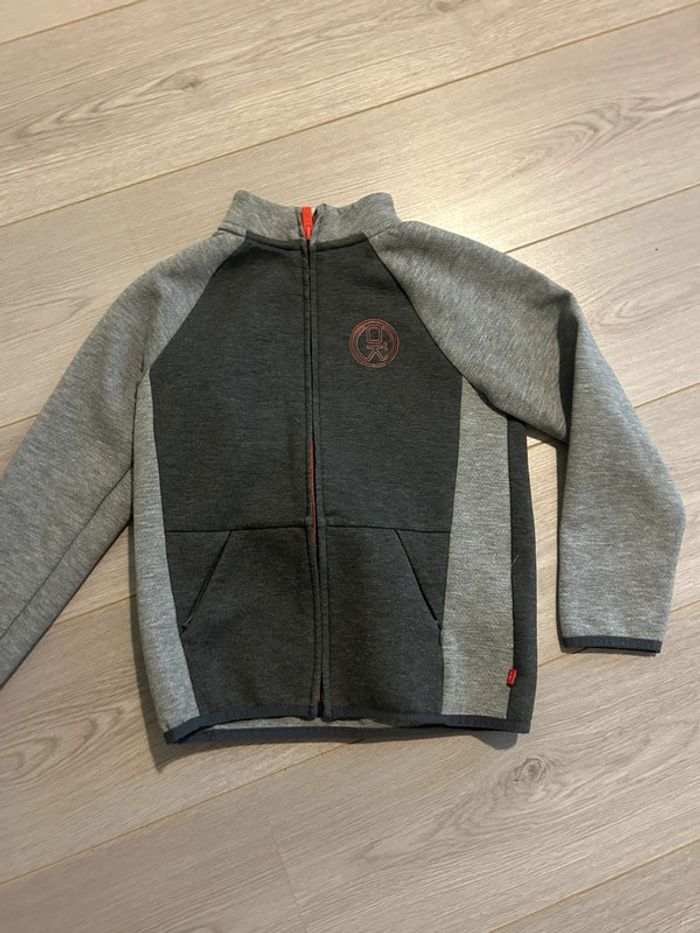 Gilet gris