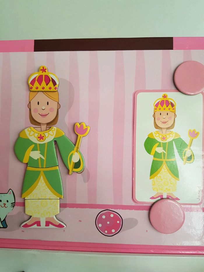 Janod jeu Magnetibook déguisements princesse et fée - photo numéro 7