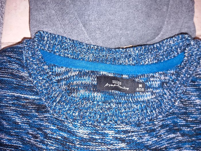 Lot 4 pulls et gilets (14 ans) - photo numéro 2