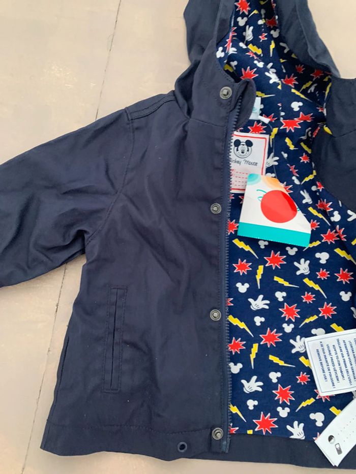 Très jolie parkas Disney bébé garçon 6 mois - photo numéro 6