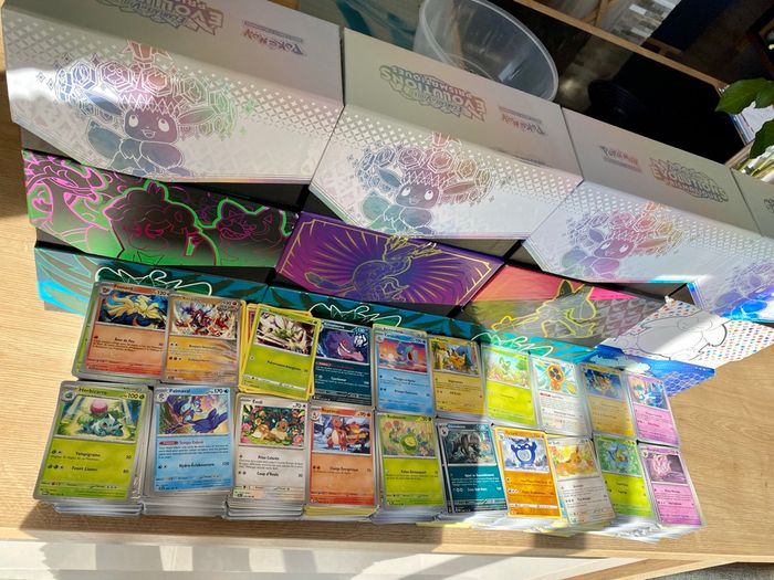 100 200 300 cartes Pokémon