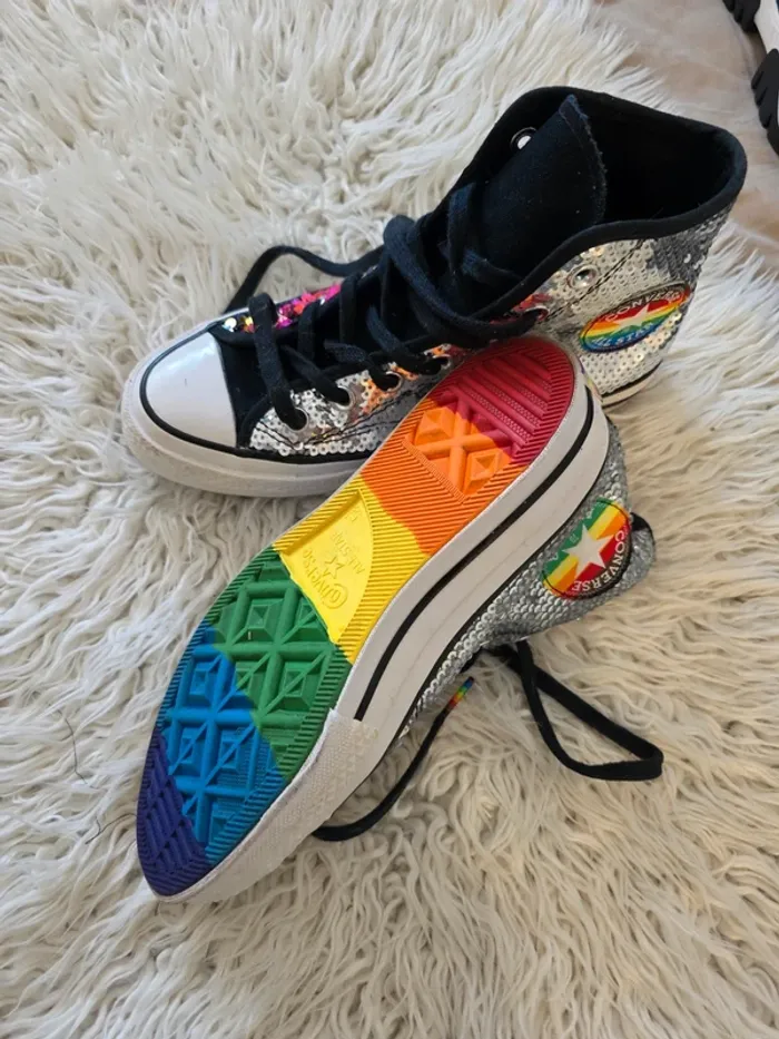 Converse rainbow LGBT+ p38 - photo numéro 3