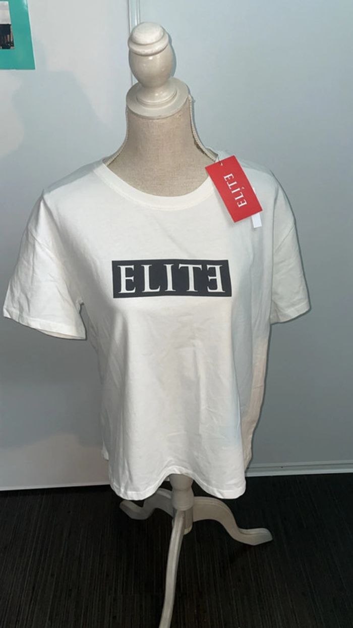 T-shirt Netflix ELITE - Neuf avec étiquette - Taille M