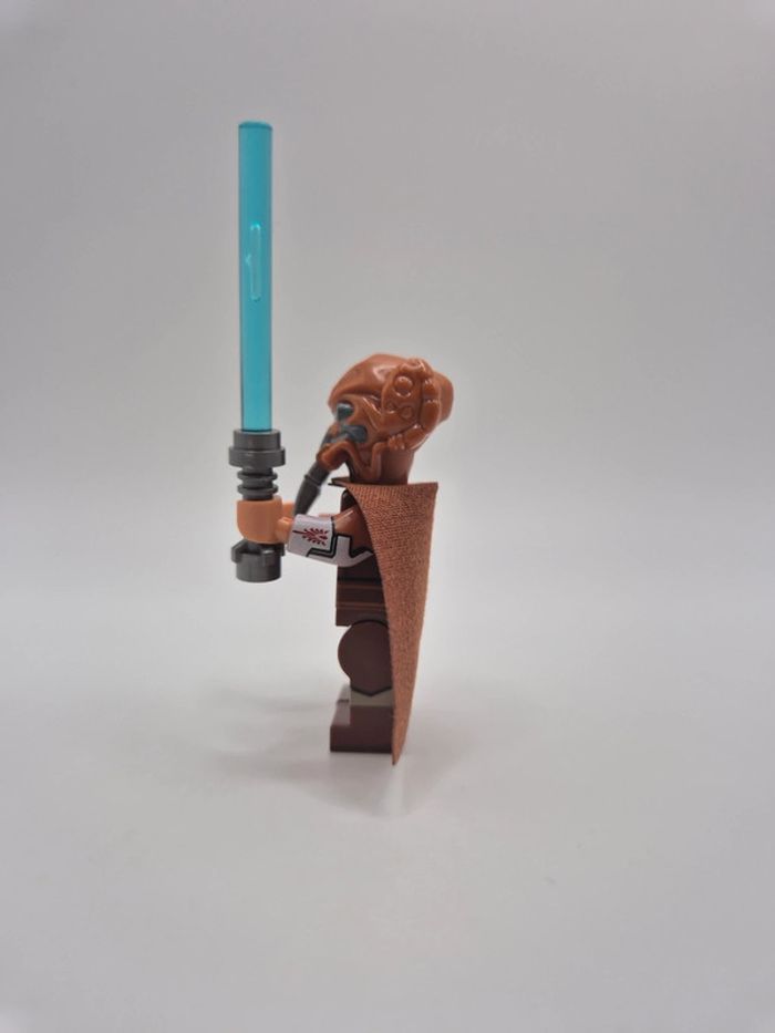 Figurine type lego custom Jedi Plo koon star wars - photo numéro 3
