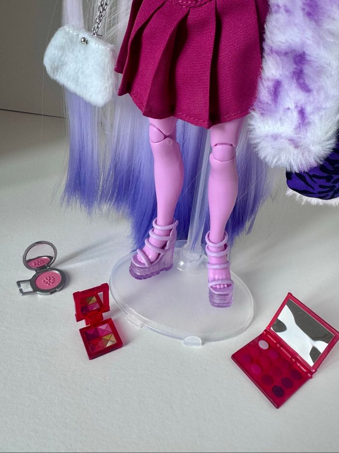 Lavender Rainbow High shadow High custom - photo numéro 3