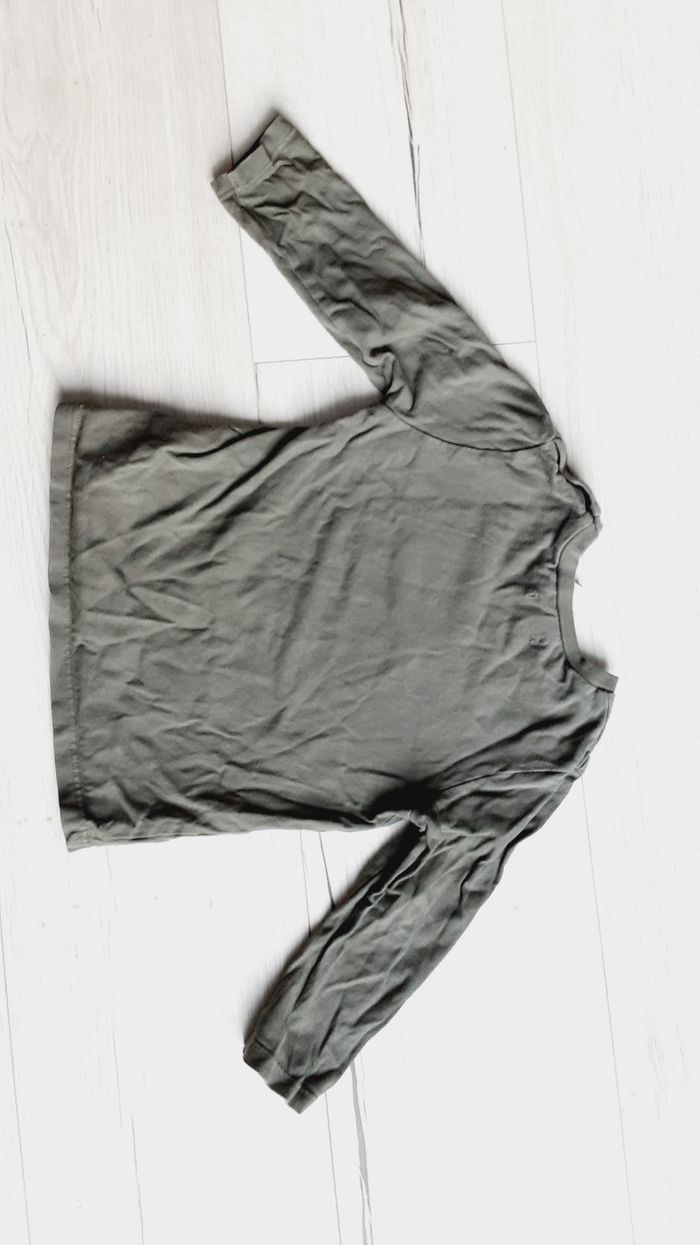 Vêtement garçon tee-shirt manches longues vert Ikks motif mouton 2 ans - photo numéro 3