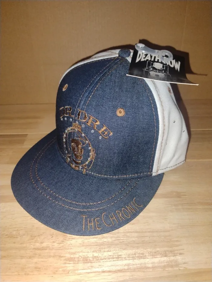 Casquette unisexe Dr. Dre à bord plat avec logo brodé et strass Denim/Blanc - photo numéro 3