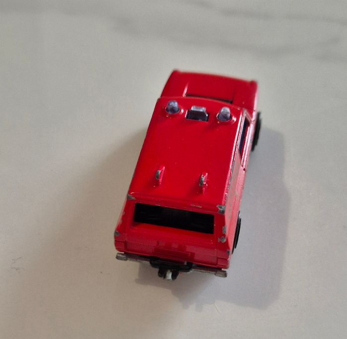 Majorette n246 range rover rouge 1/60 pompiers - photo numéro 3