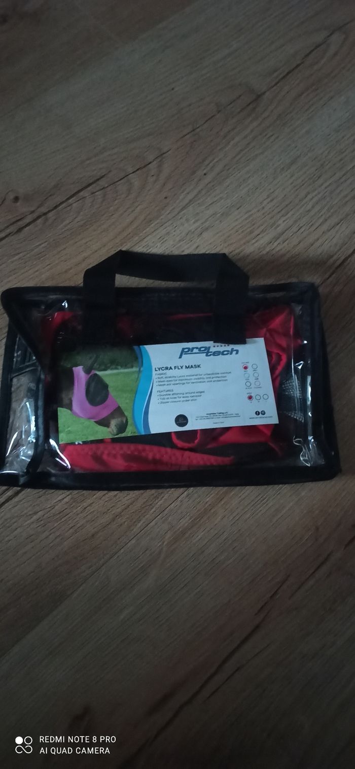 Masque anti mouche cheval