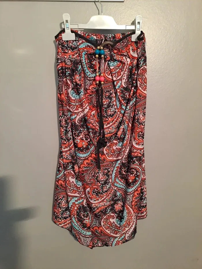 Robe bustier multicolore ton rouge - Marque Xinlai - Taille 40 - État neuf, jamais portée. - photo numéro 2