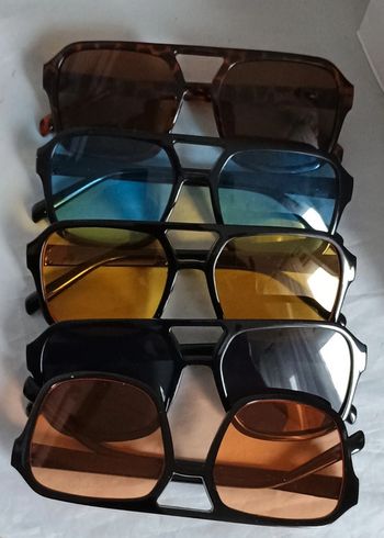 Lot de 5 lunettes de soleil