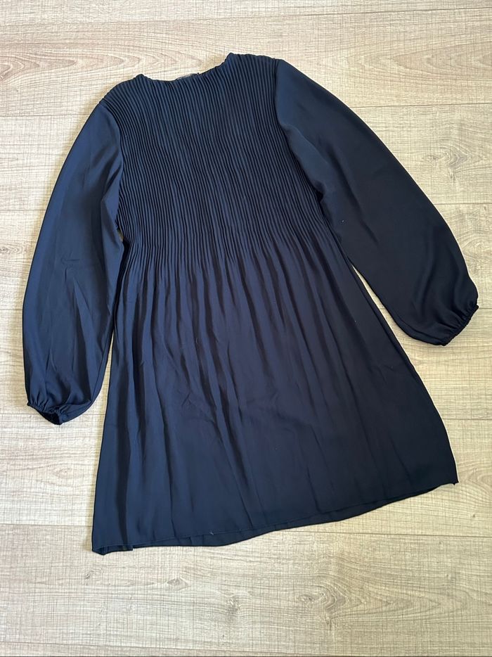 Robe noire plissée à manches longues EDJI taille 36 comme neuve - photo numéro 8