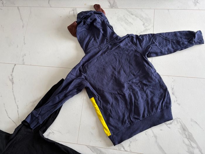 Lot de 2 sweat à capuche légers T. 3-4 ans garçon TBE - photo numéro 5