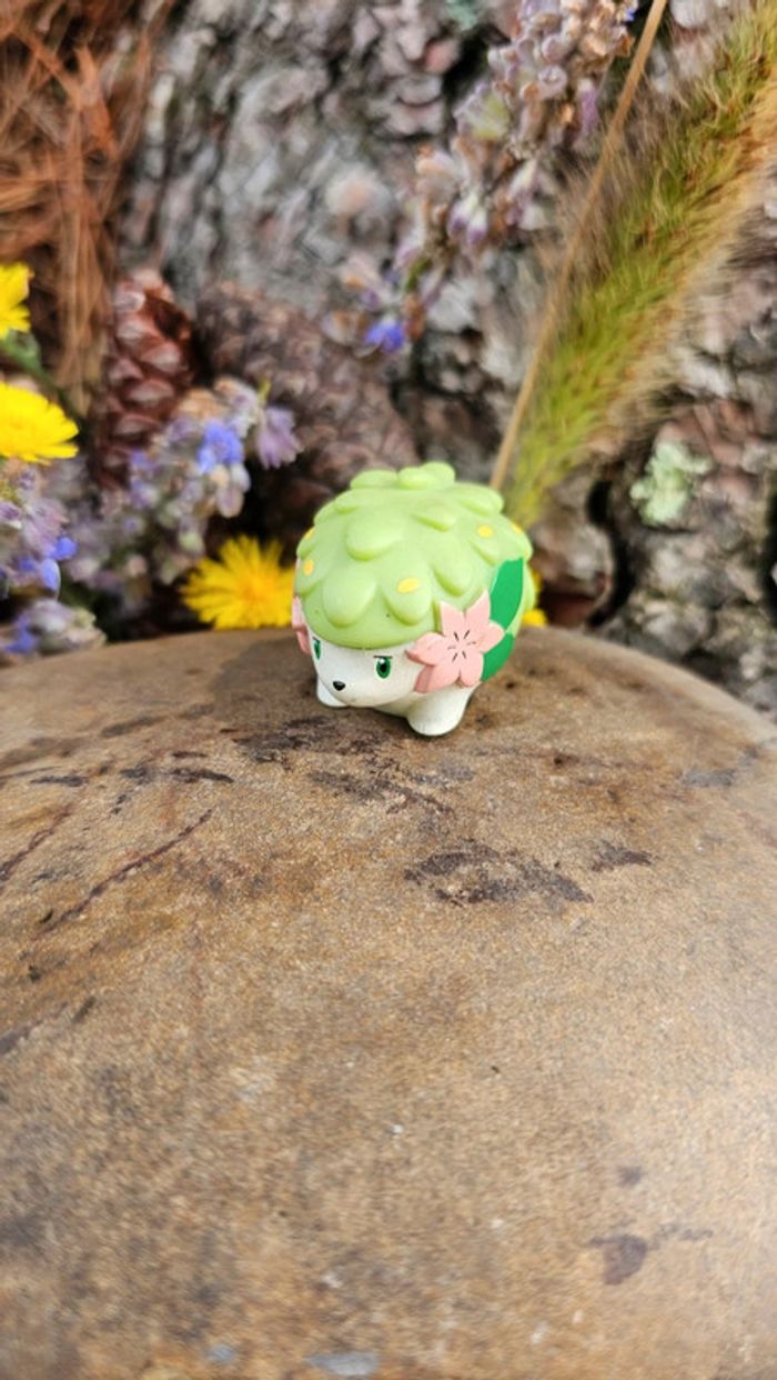 Super figurine Pokemon Nintendo finger puppet shymin - photo numéro 2