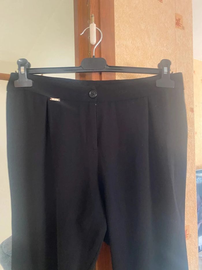 Pantalon femme taille 36 très bon etat - photo numéro 2