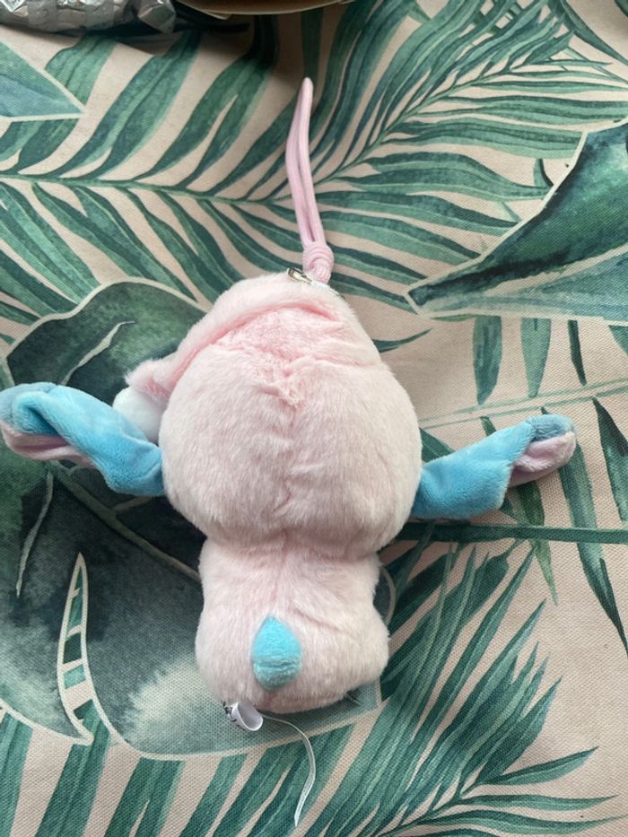 Labubu Stitch rose neuf  Disney Miniso - photo numéro 3