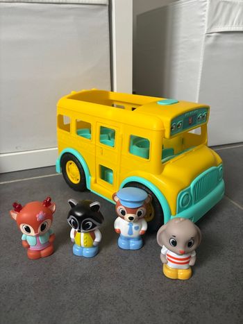 Mon bus scolaire Léo et ses amis One two fun