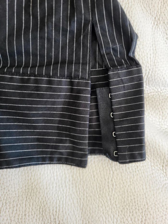 Magnifique chemise taille 40. - photo numéro 2